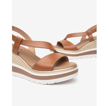 E513520D nero giardini sandalo zeppa donna